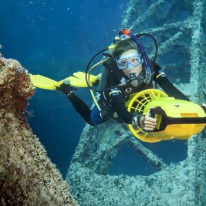Diver Propulsion Vehicle Diver (Photo Credit - PADI)