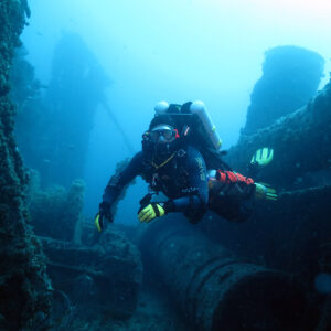 Rebreather diver - Advanced. Photo by Blanchard